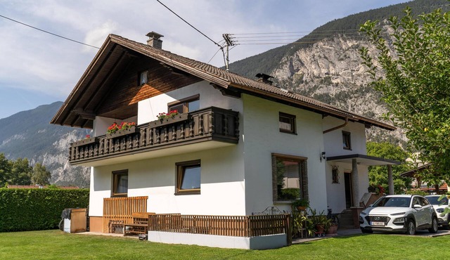 Large holiday apartment with pool in Silz