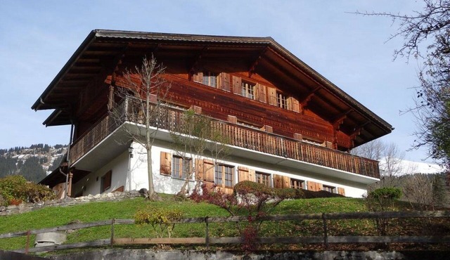 Lovely apartment for 8 people with WIFI, balcony and pets allowed
