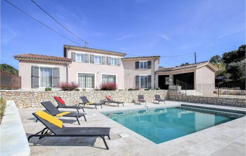 Lovely Home In Saint-Thomé