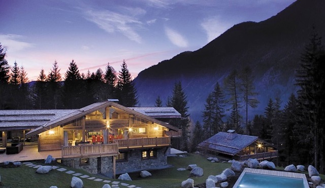 Luxury chalet with spa cinema and pool - by feelluxuryholidays