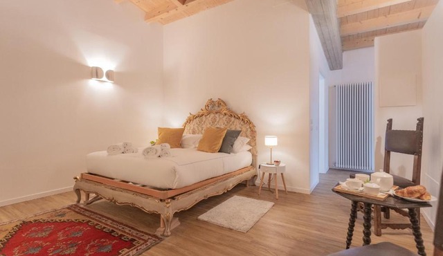 Luxury Apartments in Villa Cardinal Ciceri by Rent All Como