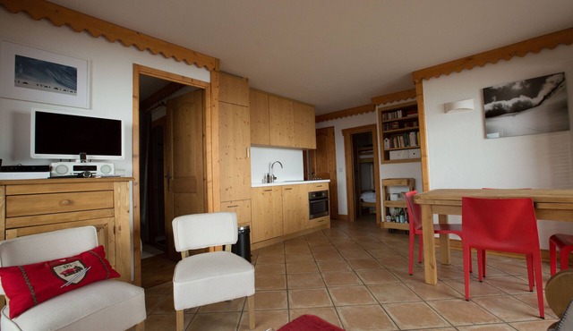 Magnificent apartment in luxury residence Le Roselend Arc 1800