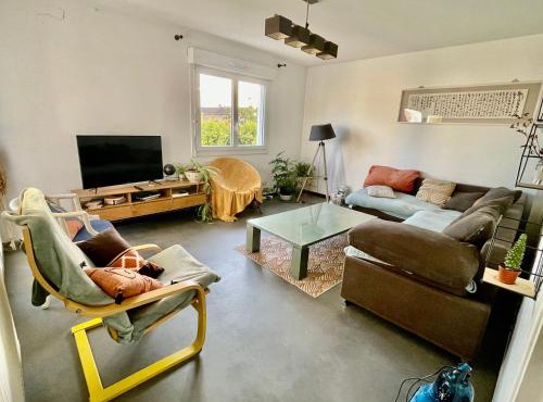 Maison dromoise jardin rivière à 5 min