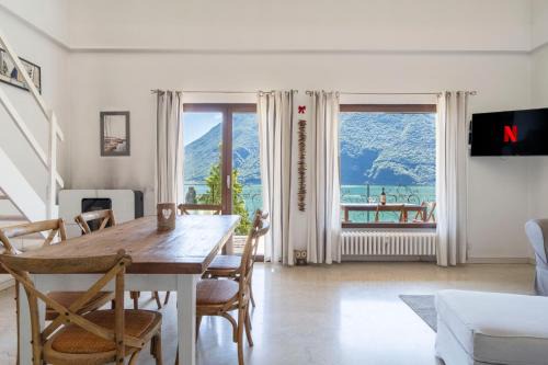 Miravalle - Lago di Lugano con Spiaggia Privata