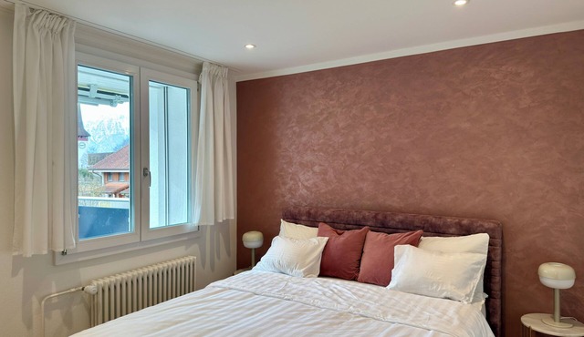 Modern 3BR Near Bern & Lake Thun - Fireplace & Mountain Views