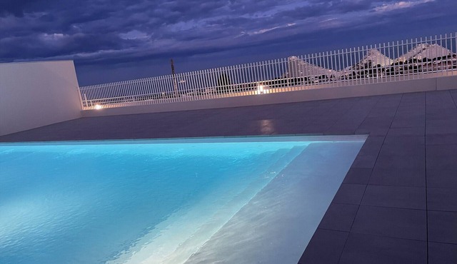 Modern studio - terrace - pool