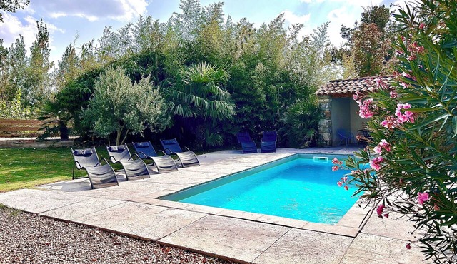 Old air-conditioned barn in a typical Ardéchois hamlet, private swimming pool.⭐️⭐️⭐️