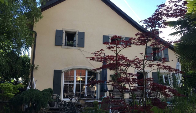 Old farmhouse renovated with taste and charm/ 3 bedrooms and 2 bathrooms