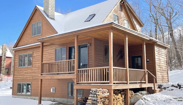 On Mountain Home, Spectacular Mountain Views, Ski to the Door in Carrabassett Valley