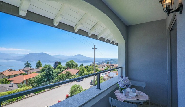 Residenza Luna No. A 3 by Lago Reisen
