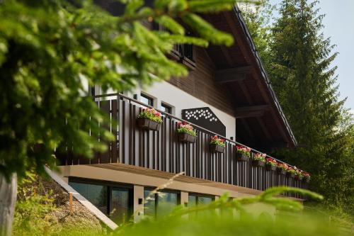 Sirena Carezza Apartments