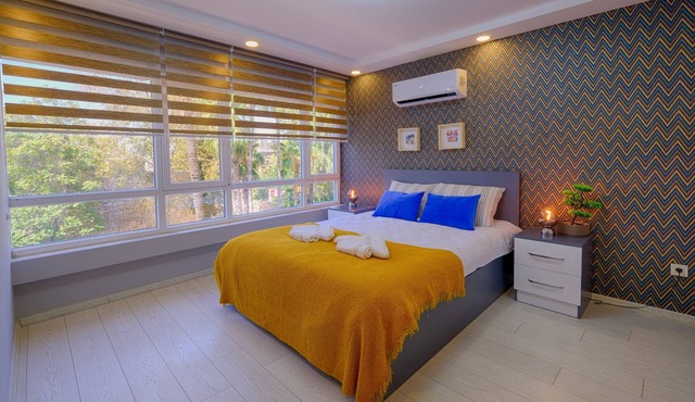 Spacious 2BR Apartment in Kaleiçi Old Town – Pet Friendly! in Antalya