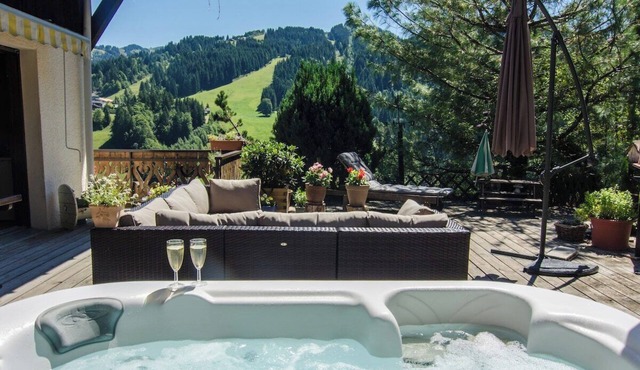 Spacious 8-Bedroom Luxury Chalet with Hot Tub in Les Gets