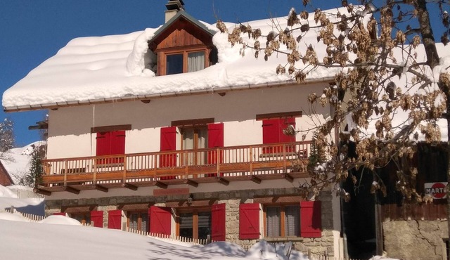 Spacious and cozy Chalet * (10-12 p) 5 bathrooms! Le Corbier/Les Sybelles