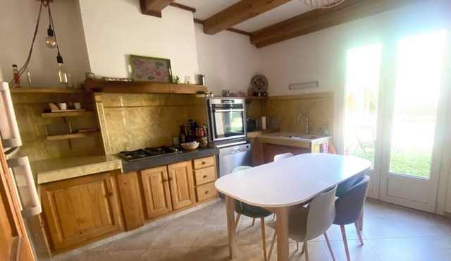Spacious ground floor apartment in villa Pets welcome in Digne-les-Bains