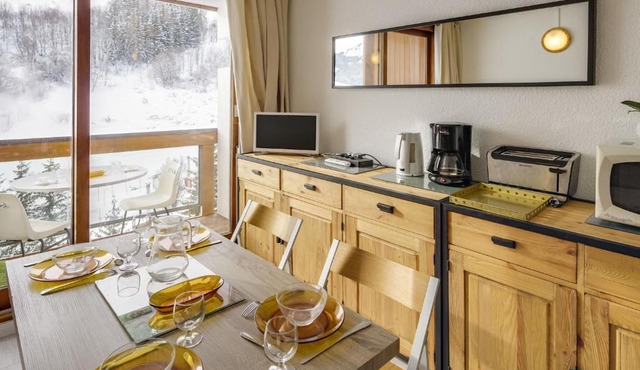 Studio Soyouz Vanguard-47 by Interhome