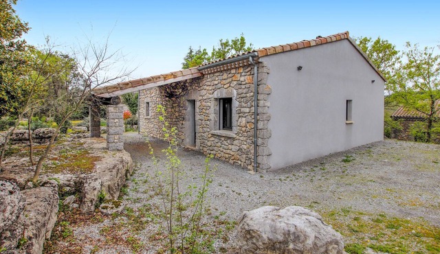 Stunning home in Labeaume with WiFi