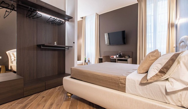 Suite 5 Bedrooms 5 Baths x14 | M4 Linate 280m | M1 Rho Fiera | Duomo 15min