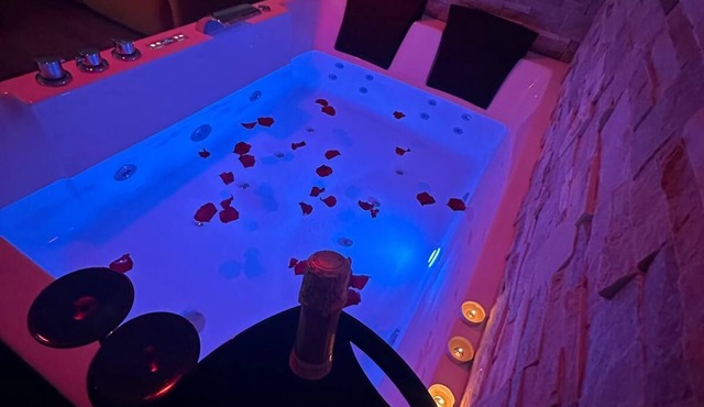 Suite&Spa - Love Room Jacuzzi&Sauna in Vienna