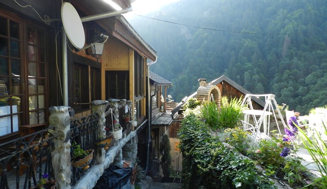Typical Savoyard chalet for calm mountain lovers.
