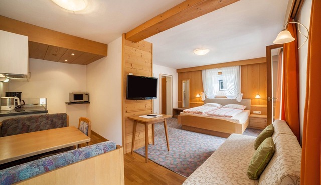 Vacation Apartment "Moosmair 1" with Mountain View, Wi-Fi, Terrace & Garden