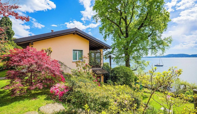 Villa Mavica by Lago Reisen