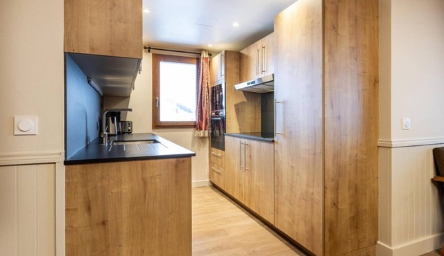 Wifi, 200m from resort center, fitness, swimming pool, sauna, balcony, fireplace or stove, tv