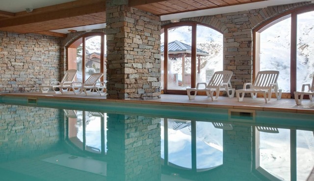 Wifi, ski-in/ski-out & foot of the slopes, fitness, swimming pool, sauna, hammam, terrace, balcony