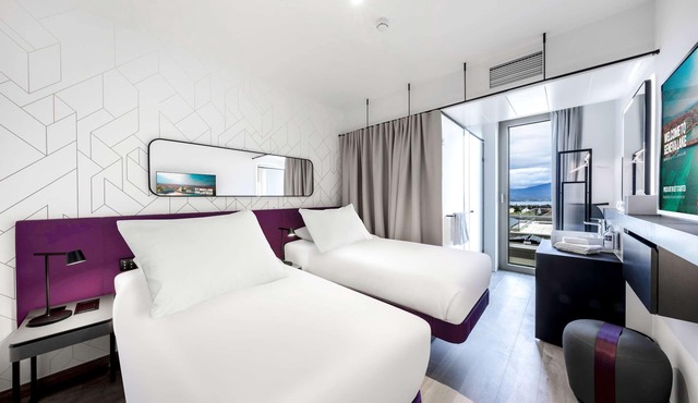 YOTEL Geneva Lake