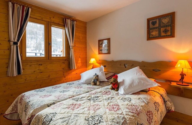 200m from resort center, fitness, swimming pool, terrace, balcony, tv, ski locker, 43m²