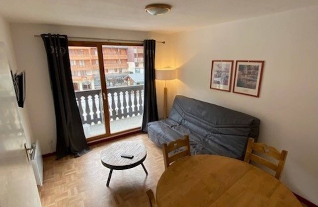 Valfréjus: 2-room + cabin, central location, 4/6 people