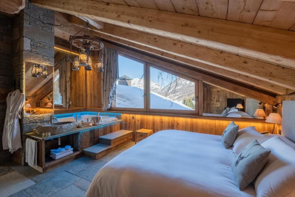 Teola Hotel | Park Chalet Village