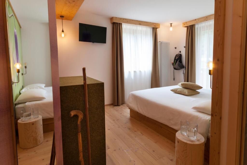 Molveno Ski Chalet | Rifugio La Montanara