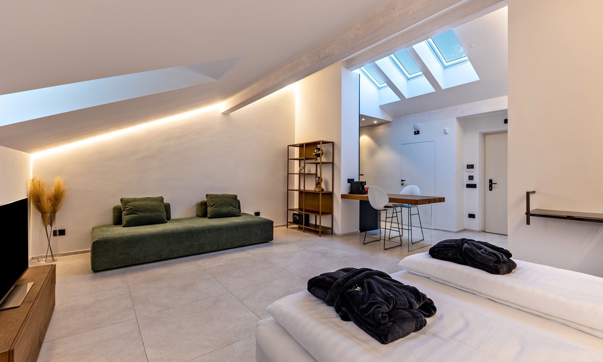 Centro - Piani - Rencio Apartment | Studio Apartment 'App 303 Palazzo Cavour' with Mountain View, Wi-Fi and Air Conditioning