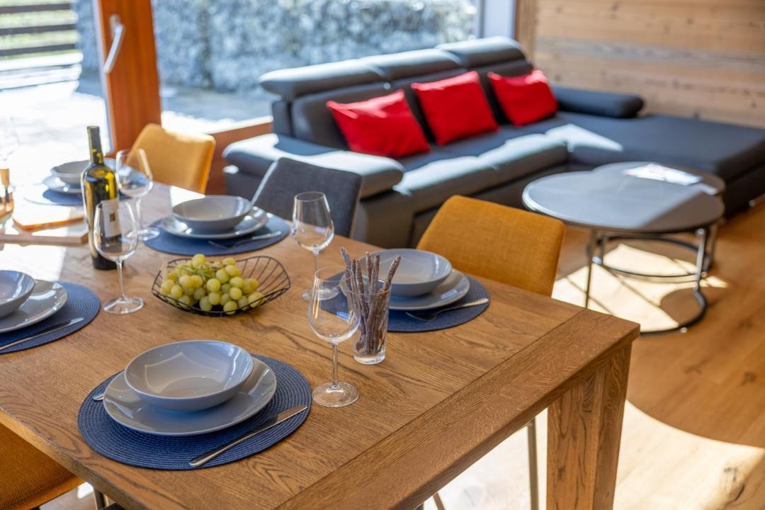 Noveli Apartment | Le Chamois l Ski-out l Standing