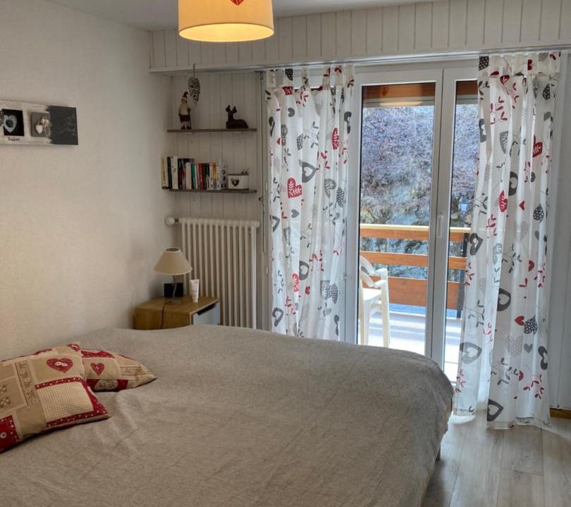 Saint-Pierre-de-Clages Apartment | Derborence centre 3 pièces 75 m2 piscine balcons