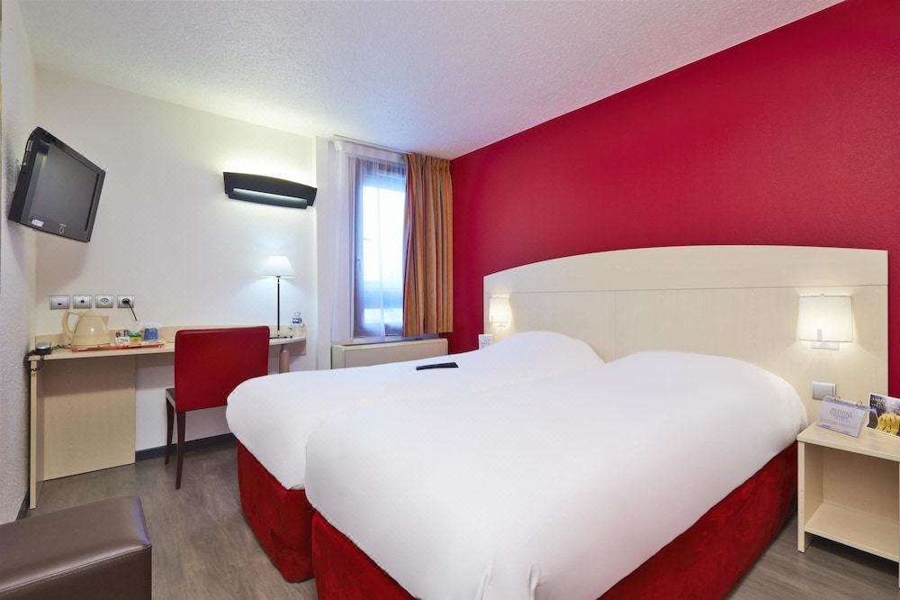 Photo of Bedroom in Saint-Genis-Laval