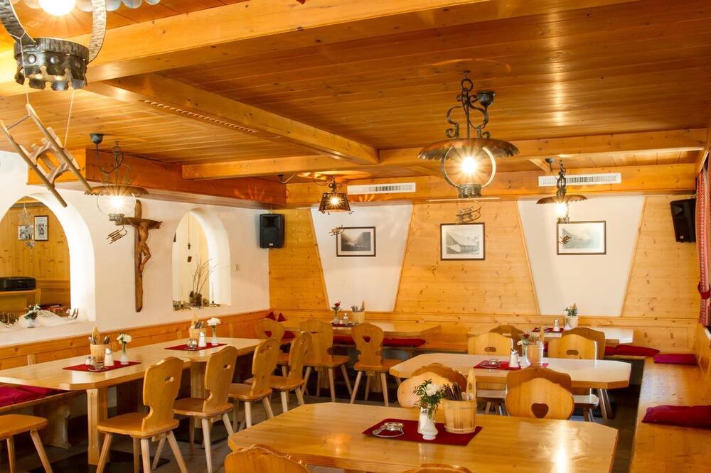 Photo of Others in Mandarfen