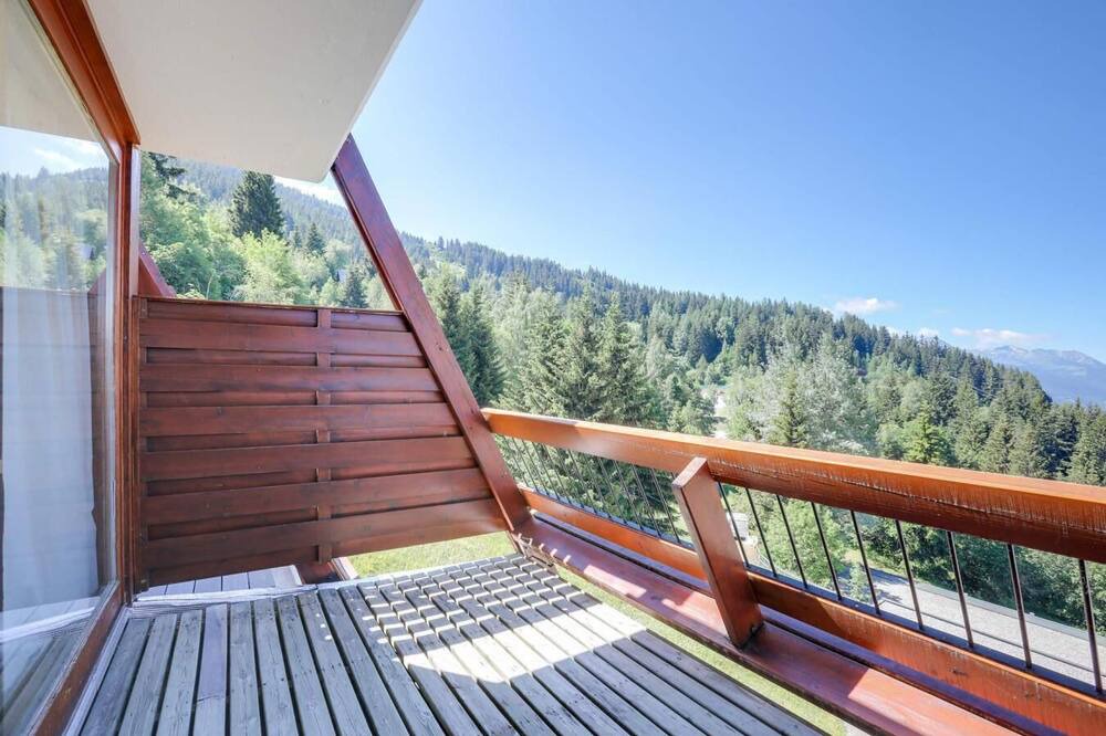 Photo of Patio Balcony in Arc-1600