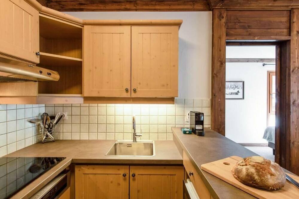 Photo of Kitchen in Arc-1950