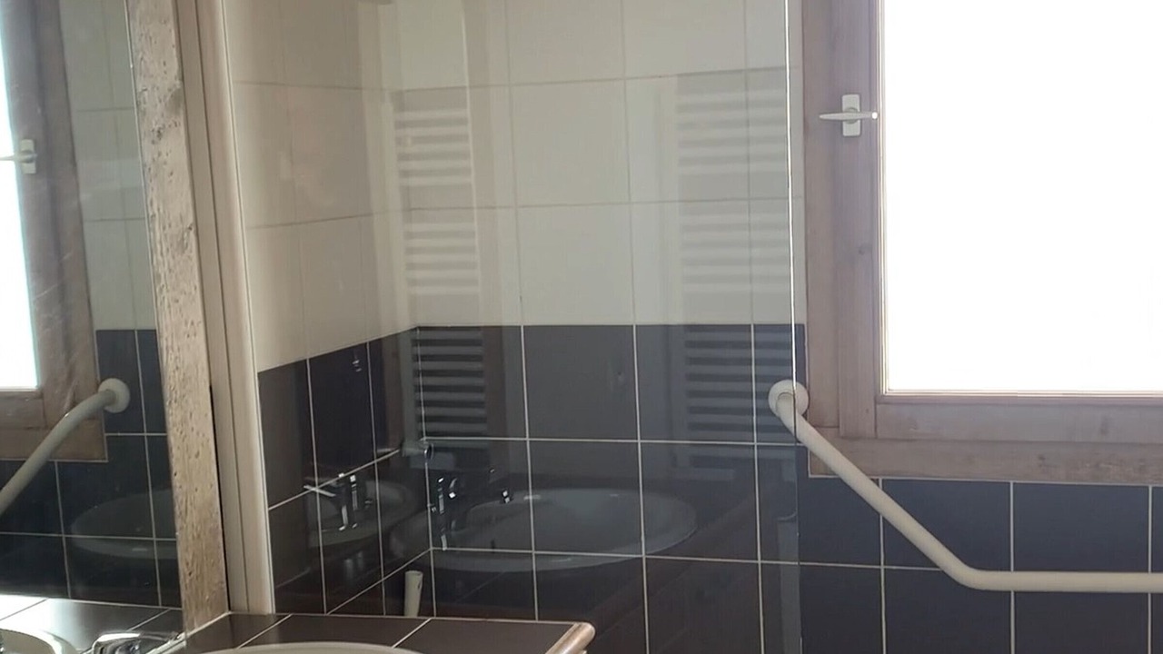 Photo of Bathroom in Bellentre