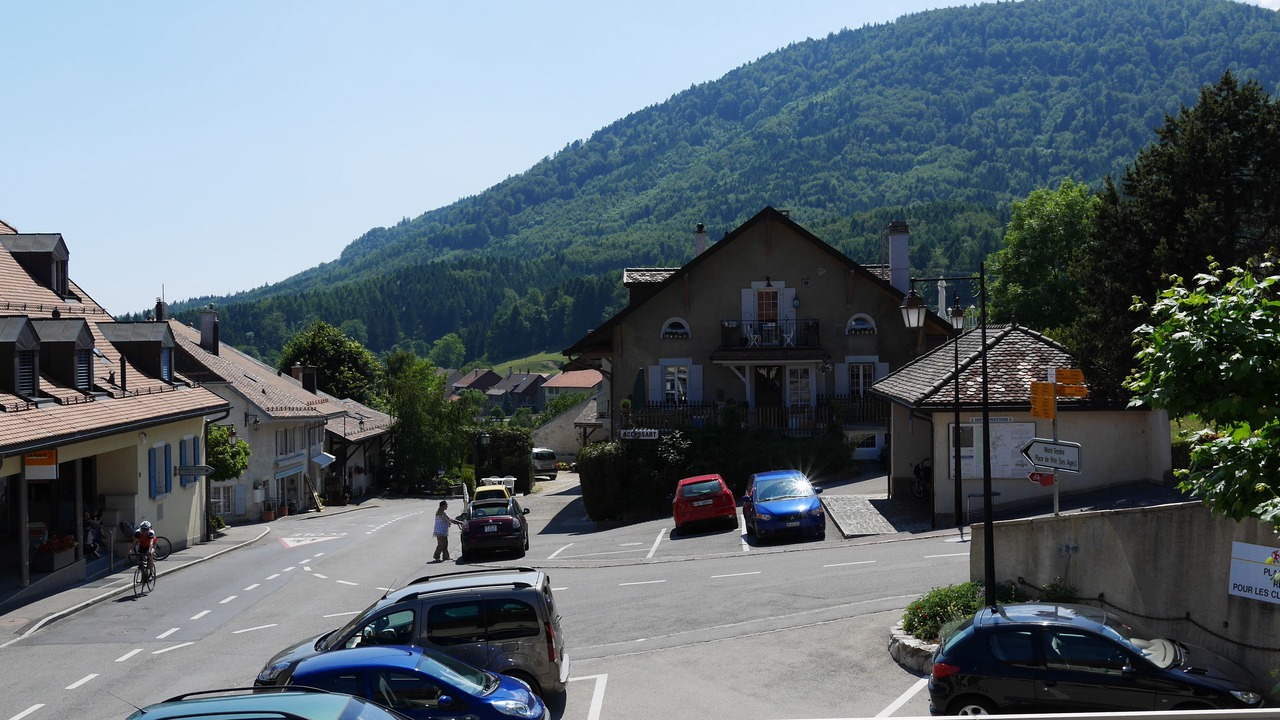 Photo of Others in Montricher