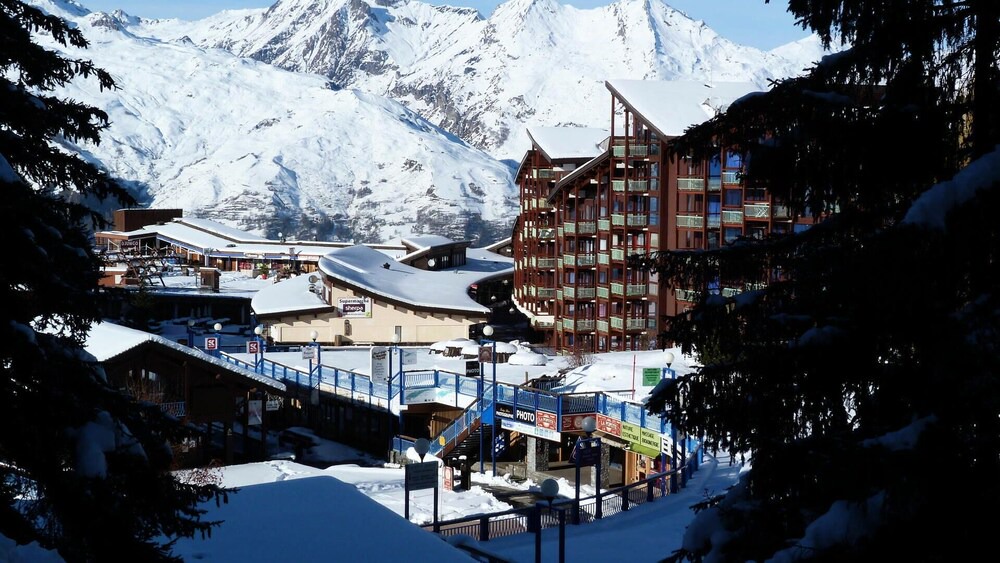 Photo of Outdoor in Arc-1800