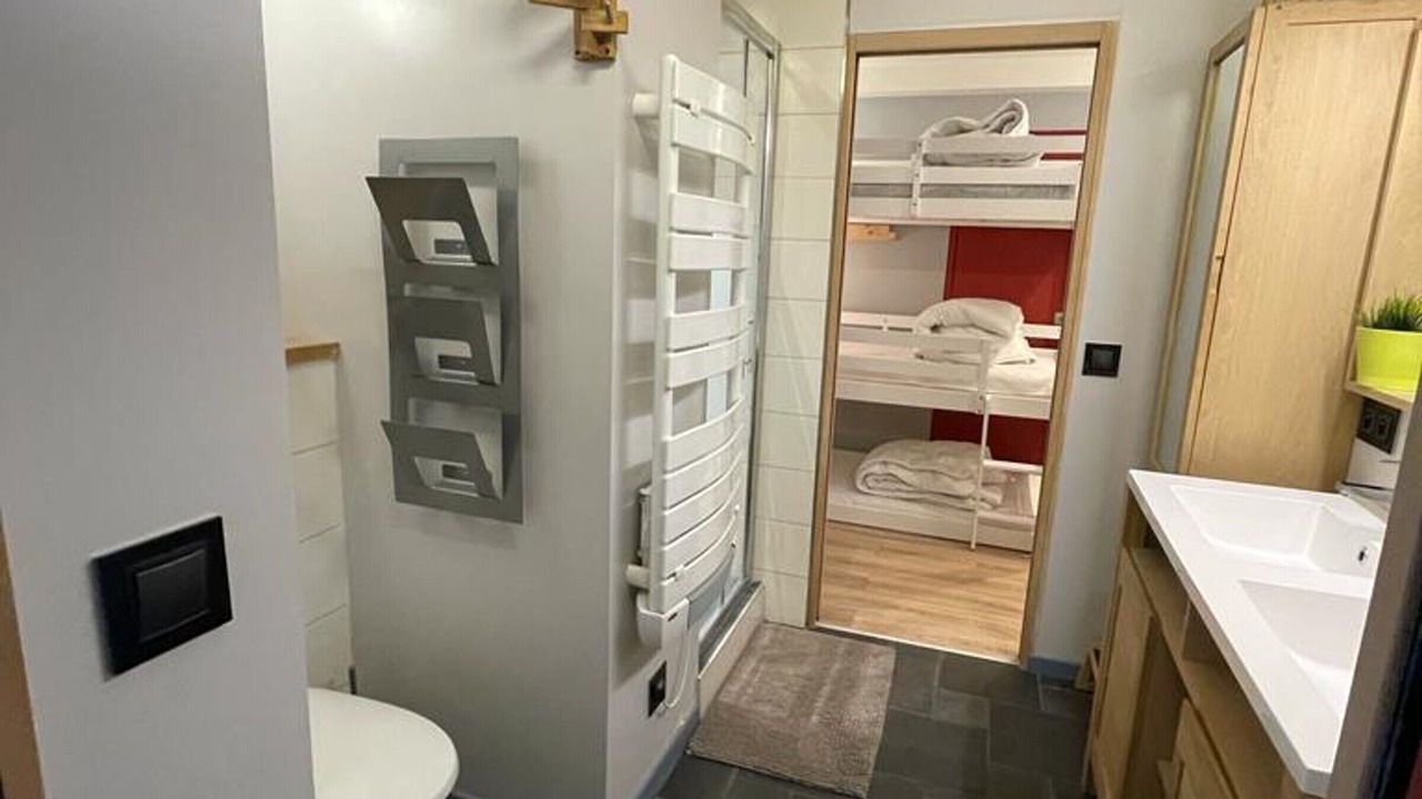 Photo of Bedroom in Arc-2000