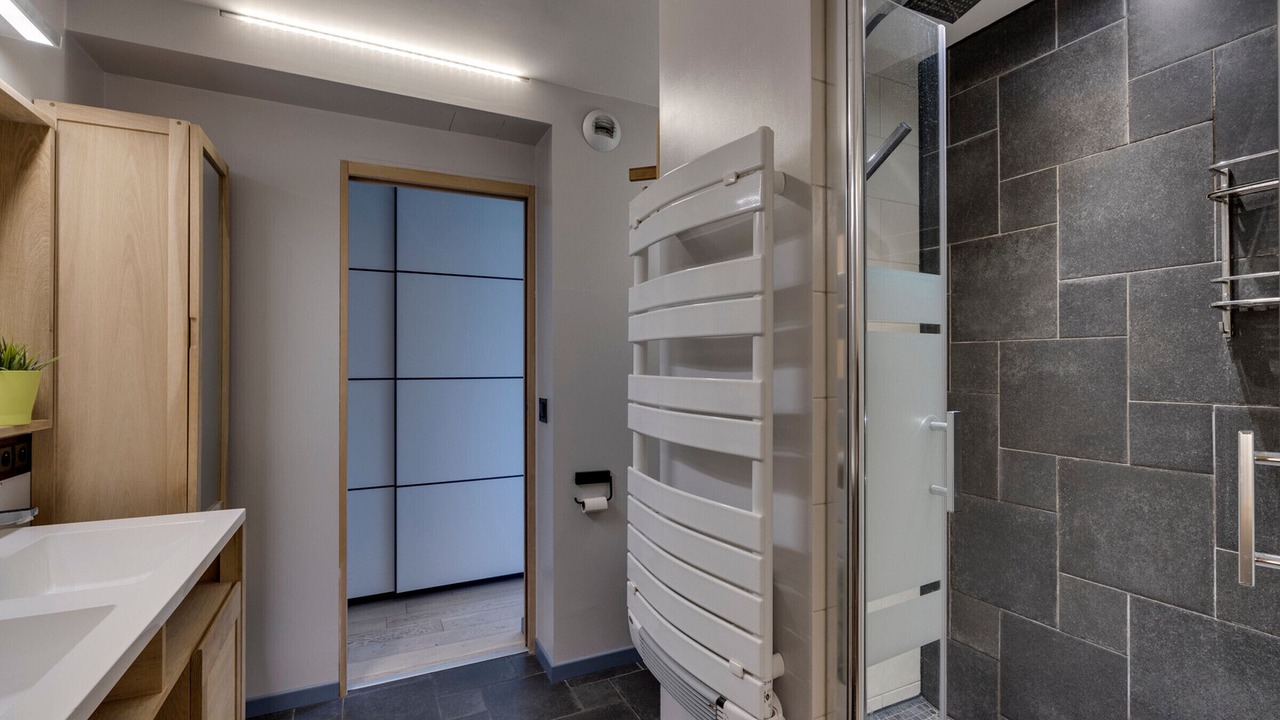 Photo of Bathroom in Arc-2000