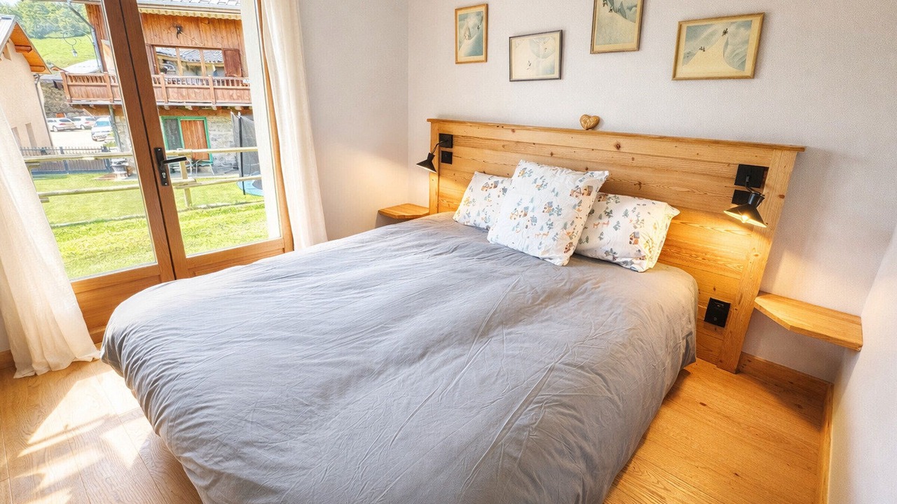 Photo of Bedroom in Saint-Marcel