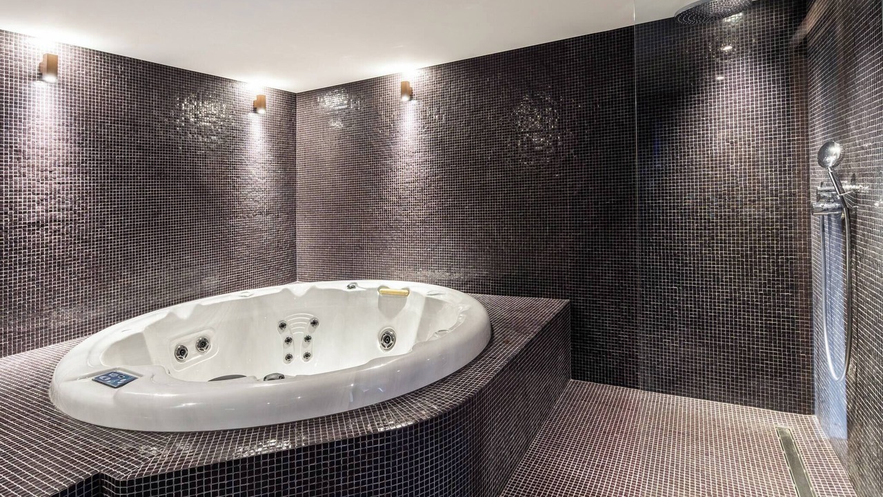 Photo of Bathroom in Meribel Village