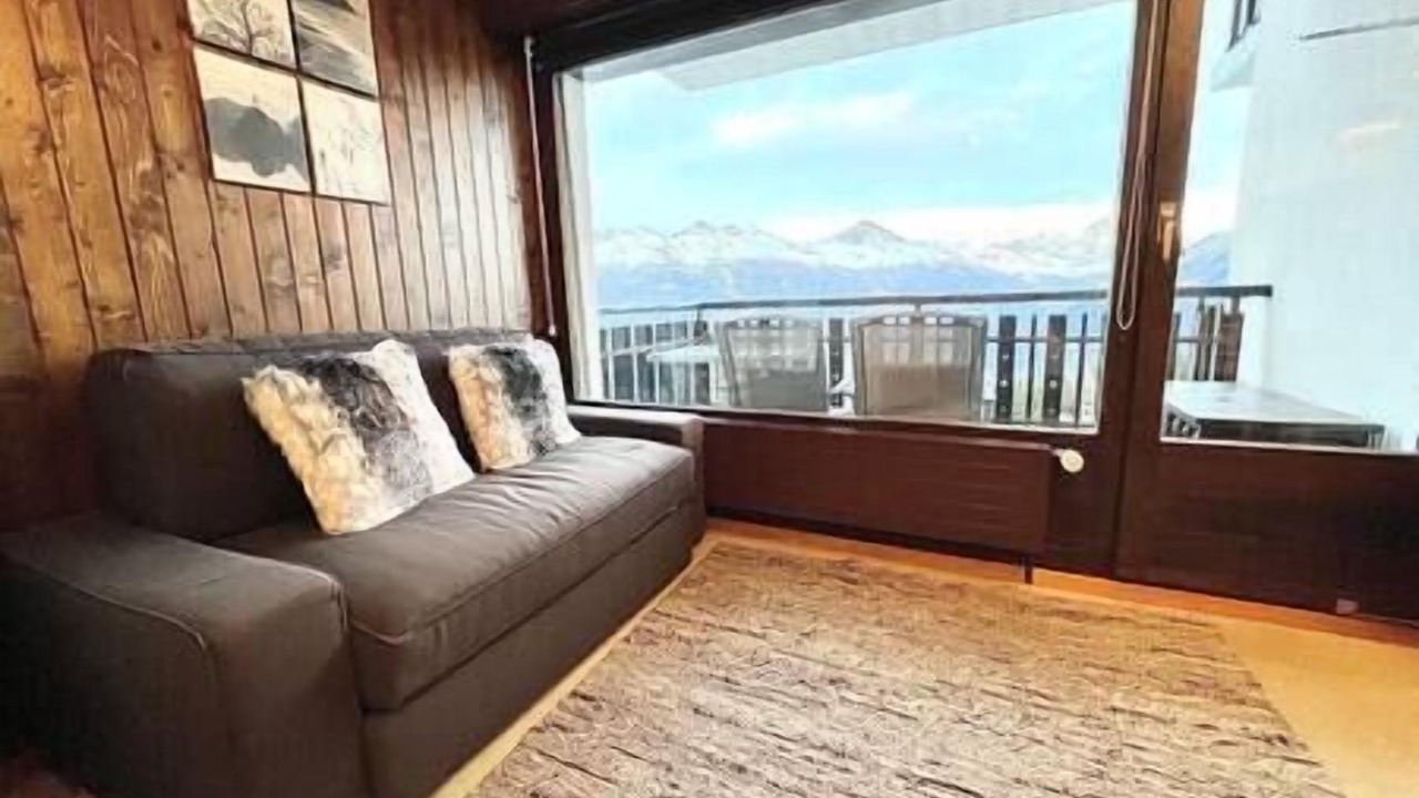 Photo of Livingroom in Vex