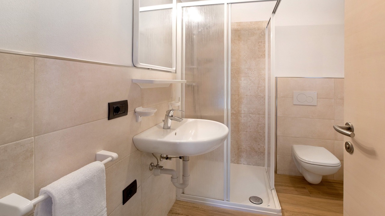 Photo of Bathroom in Trepalle