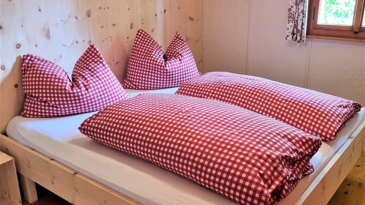 Photo of Bedroom in Ubersaxen